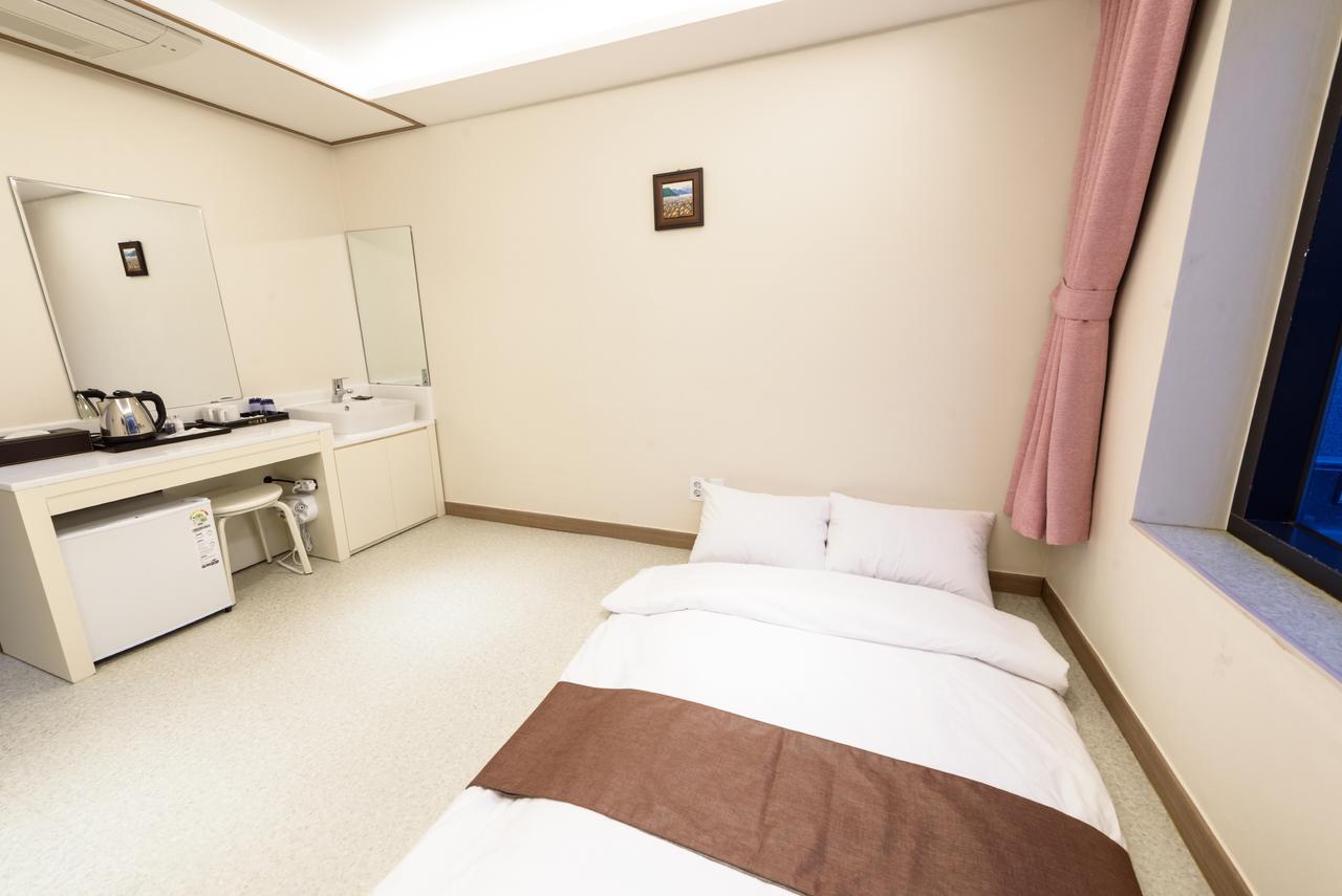 Rezion Hotel Seogwipo Eksteriør bilde